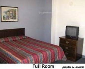 Metro Extended Stay Decatur Szoba fotó